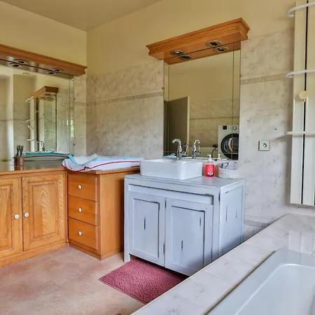 La Maison Du Bonheur ヴィラ コニャック